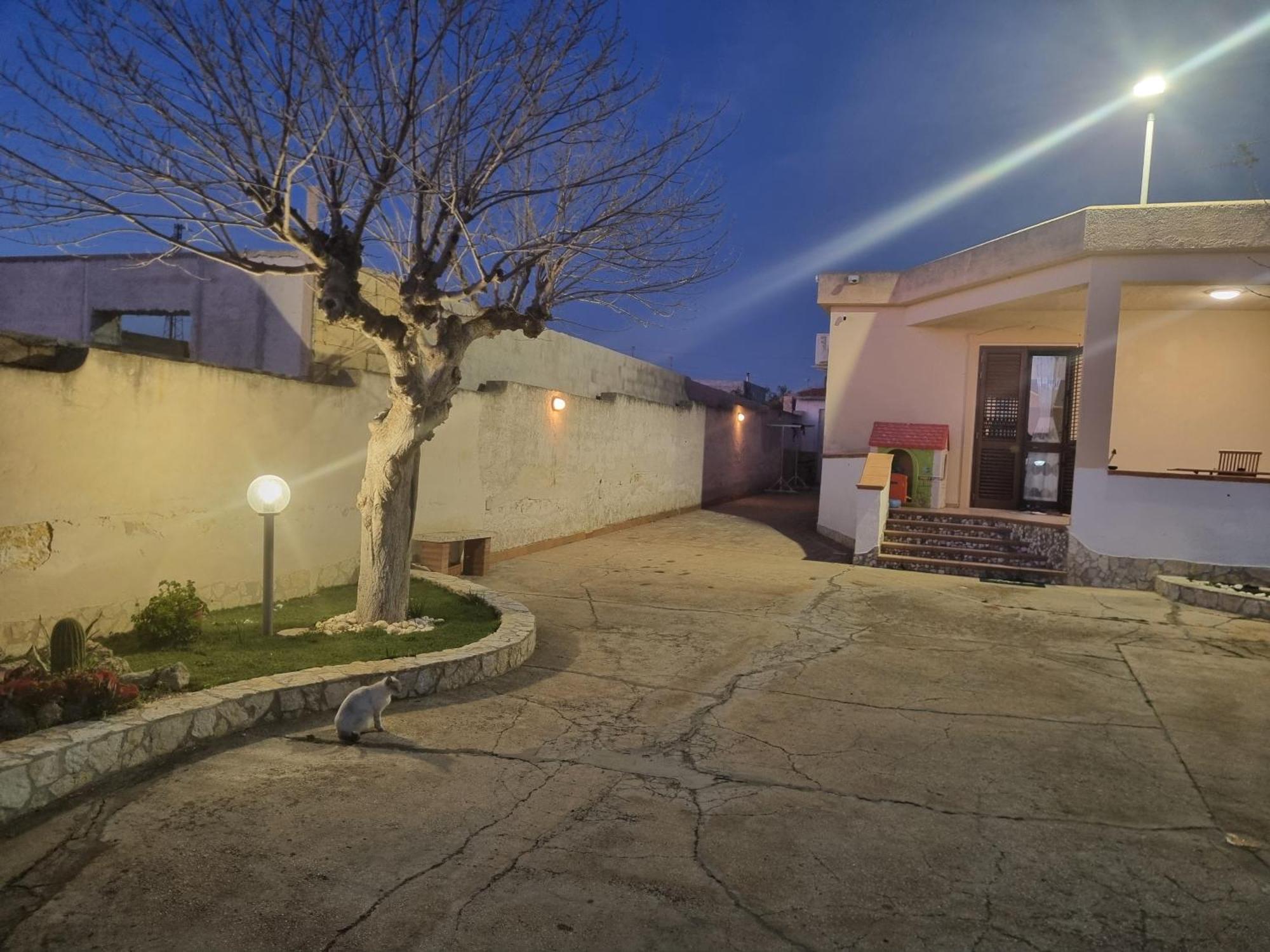 Villa Serroni Mazara del Vallo Bagian luar foto
